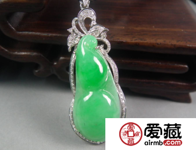 翡翠送礼有哪些讲究和忌讳 千万别送错了！