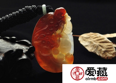  翡翠保养要泡水吗 翡翠如何保养