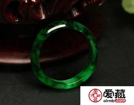 為什么說翡翠“種”差一分價差十倍