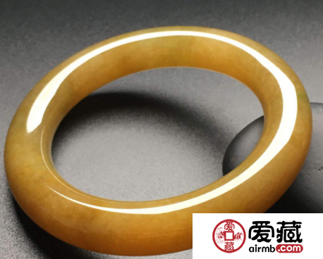 黃翡翠手鐲價(jià)格怎么樣 如何挑選黃翡翠手鐲
