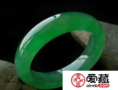 如何识别是不是老坑种翡翠