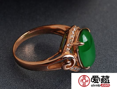 满绿翡翠戒指价格就一定很昂贵吗