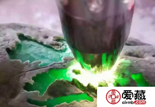緬甸翡翠原石價(jià)格一直上漲的原因是什么