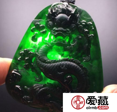 墨翠和黑翡翠的区别是什么 关键看这几点