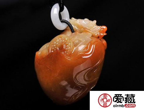红翡翠是怎样的 如何鉴别其真假