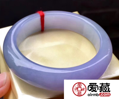 冰糯种翡翠具有收藏价值吗 行家为你分析