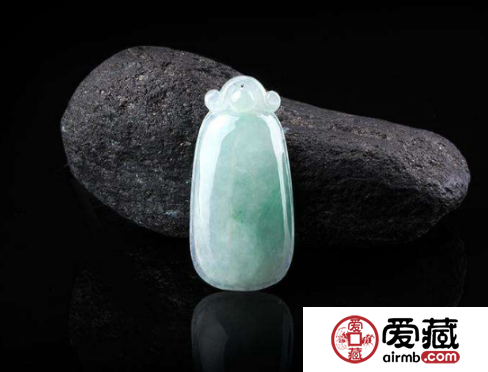 佩戴翡翠有哪些養(yǎng)生功效 看完你就明白了
