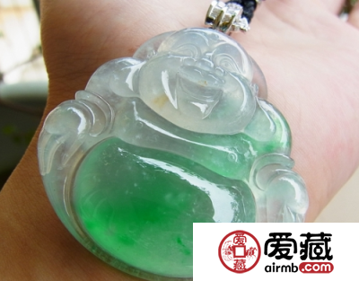 佩戴翡翠玉佛有什么好的寓意 竟然还有这个寓意