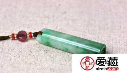 清代翡翠历史：清代翡翠具有代表性的翡翠饰品