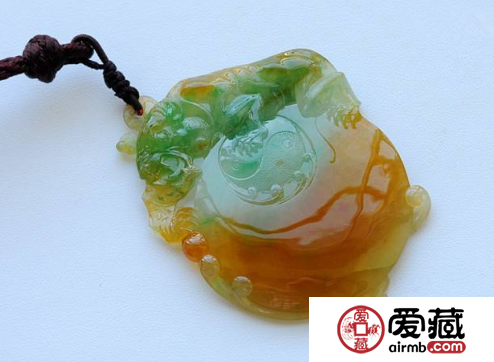 如何鑒賞多色翡翠 記住這些點(diǎn)