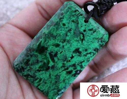翡翠和蛇纹石玉如何区分 可别买错了