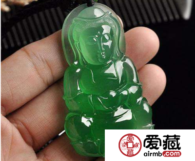 翡翠和蛇纹石玉如何区分 可别买错了