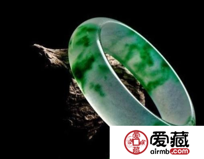 怎么区分水沫子与玻璃种翡翠