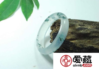 怎么区分水沫子与玻璃种翡翠