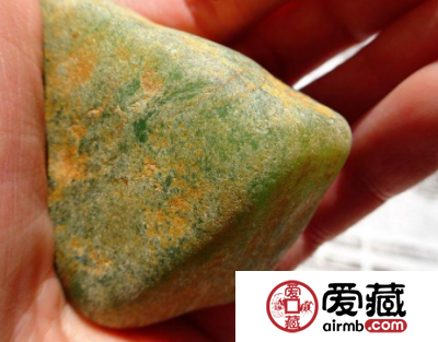 冰种翡翠赌石怎么赌 如何挑选翡翠赌石
