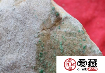 如何挑选缅甸翡翠原石 关键得看这几点