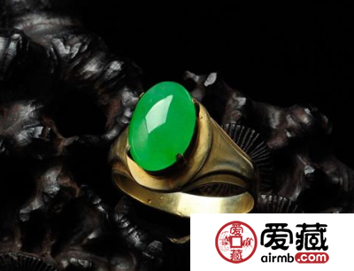 什么样的翡翠戒面最好 如何选购翡翠戒面
