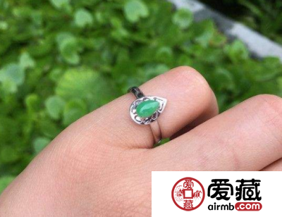 五个手指戴戒指的含义你了解多少