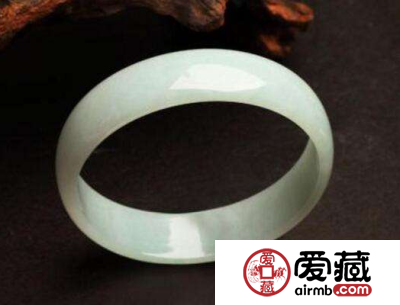 常用到的翡翠行话有哪些 三分钟熟悉翡翠行话