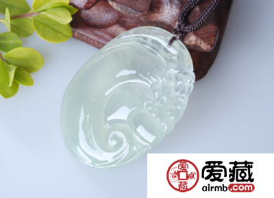 什么是冰糯种翡翠 鉴别冰糯种翡翠有什么技巧