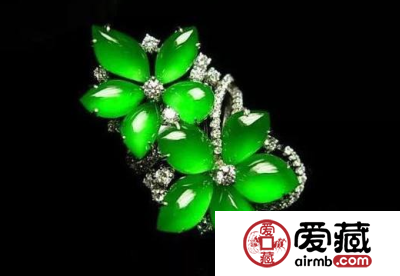 龙石种翡翠有什么特点 龙石种翡翠价格贵吗