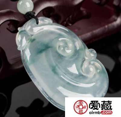 水种翡翠和冰种翡翠的区别是什么 该怎么区分