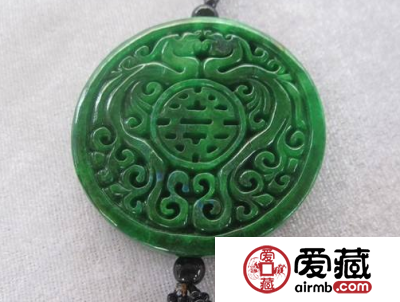 收藏级翡翠：收藏级翡翠内地受追捧