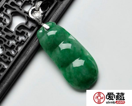 2019年翡翠价格多少钱一克 天然A货翡翠的价格