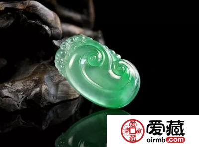 新种翡翠与老种翡翠的区别怎么分辨 “四看”辨区别