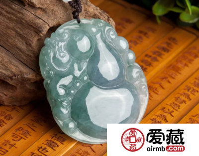 选购翡翠主要看什么 这四方面不可忽略
