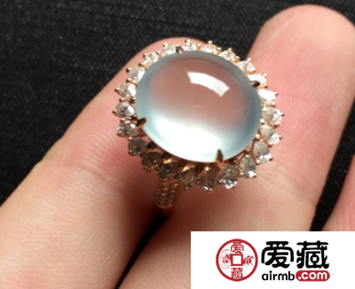 怎么鉴别新老无色玻璃种翡翠 鉴定翡翠必备方法
