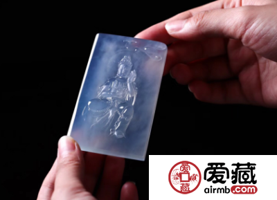佩戴紫罗兰翡翠有什么好处 紫罗兰翡翠的功效作用