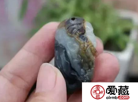 翡翠雕工怎么看 好的翡翠玉料要找好工