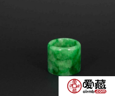 翡翠的真假如何鑒別 超實(shí)用的3種鑒定方法