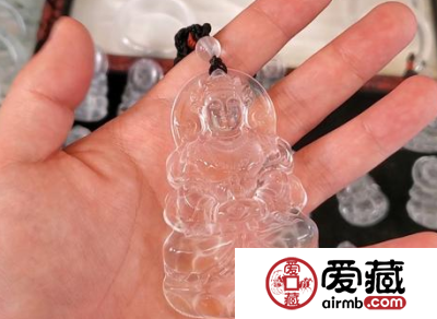 水沫子与天然翡翠有哪些区别 关键看这四点