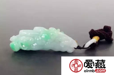 中国翡翠玉佩收藏价值及投资前景解读