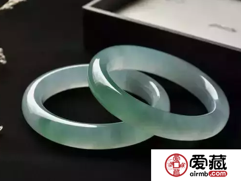 中国人最喜欢的翡翠饰品有哪些 排行第一竟然是它！