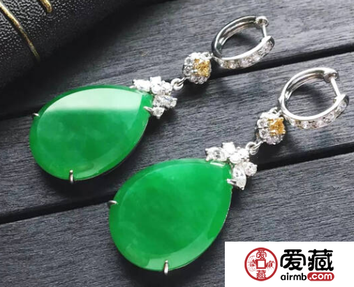 中国人最喜欢的翡翠饰品有哪些 排行第一竟然是它！