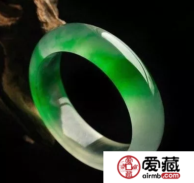 玉镯的价位 这几种玉镯的价位如何