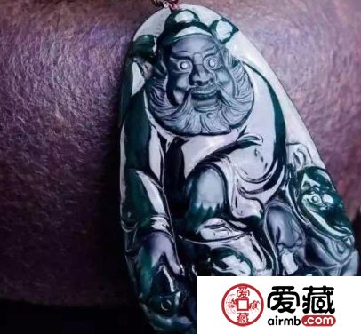 翡翠佩戴的這些禁忌，你必須得懂！