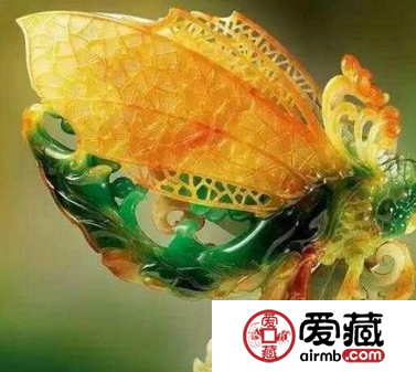 被扔掉的翡翠磚頭料也可以價(jià)值幾十萬 這是真的嗎