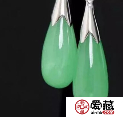 和田玉和翡翠哪个好 看完你就知道了