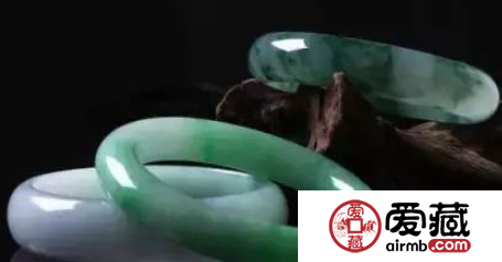 怎样鉴别翡翠是A货还是B货 实用的鉴别方法