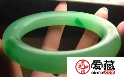 怎么样鉴定染色翡翠 几招轻松鉴定，不看吃亏!