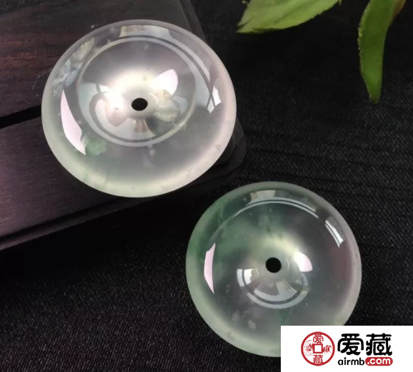 买翡翠看什么 看种？还是看色
