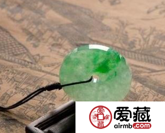 关于翡翠，你忽略的不是知识，而是文化精神