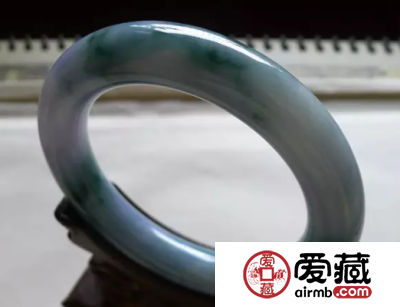 翡翠镯子有什么好处 你很有必要看看