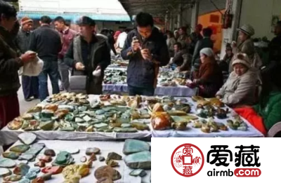 云南瑞丽翡翠原石批发市场 国内最大原石批发市场