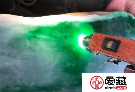 極品翡翠原石價(jià)格多少 翡翠原石價(jià)格趨勢(shì)分析