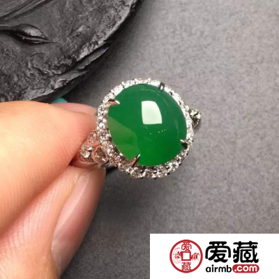为什么翡翠的文化属性如此强势 翡翠文化解析